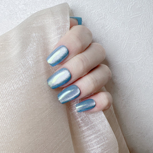 OCEAN BLUE CAT EYE