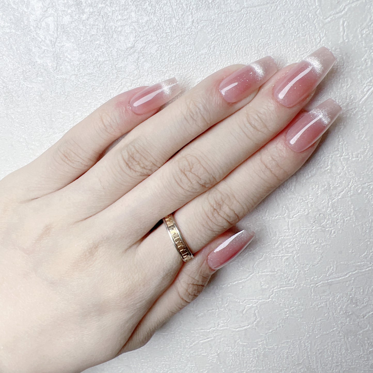 BABY PINK CAT EYE